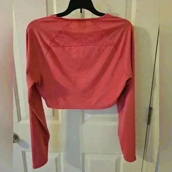 Gymshark Womens Sunset Pink Training Crop Top Long Sleeve Shirt Size M Stretch - Picture 3 of 3
